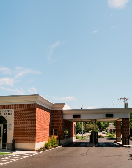 North Waltham/Lexington Branch Building from the back showing the drive-ups