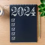 Notepad to make a checklist of 2024 goals